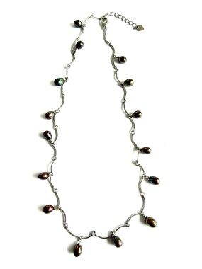 NWOT Freshwater Peacock Pearl Wavy Link Silver Rhodium Plated Station Necklace